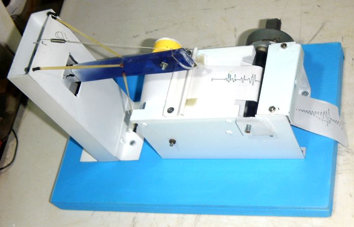 sismografo4 700